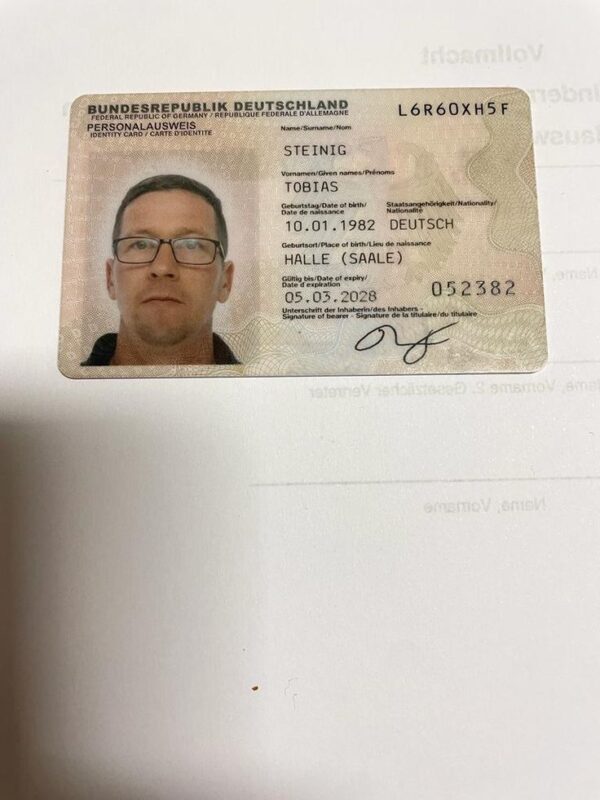 Buy German ID card